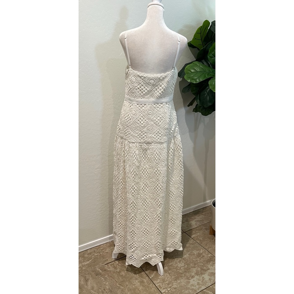 NEW Evangelina Crochet Maxi Dress
Saylor - Picture 6 of 12